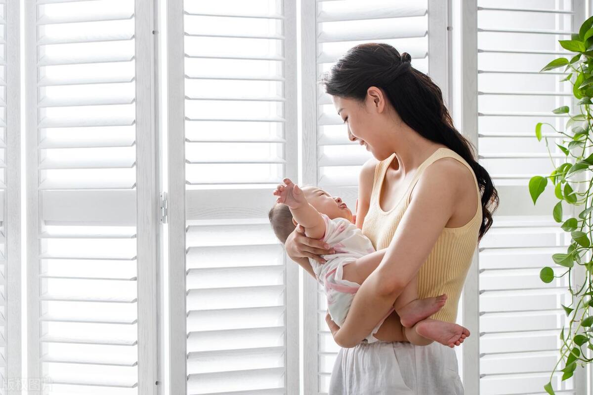 寶媽怎么回奶快_歇奶期與回奶區(qū)別_哺乳期媽媽歇奶期